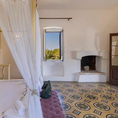 Masseria Zanzara Bed & Breakfast