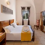 Bed and Breakfast Masseria Zanzara 4*