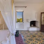Masseria Zanzara Bed and Breakfast