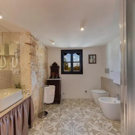 Bed and Breakfast Masseria Zanzara 4*